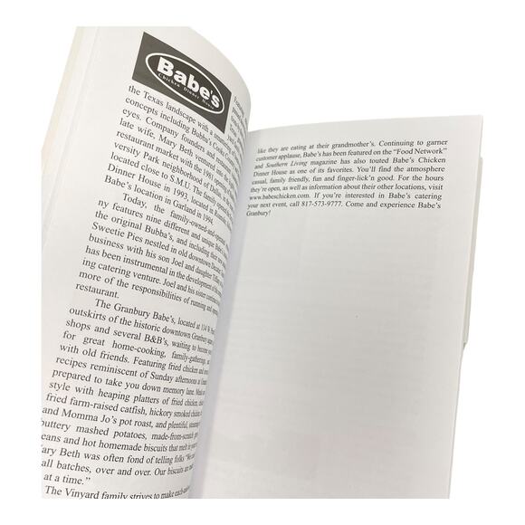 Pair of Texas Travel Books – Signed & Illustrated Guides - Picture 11 of 16